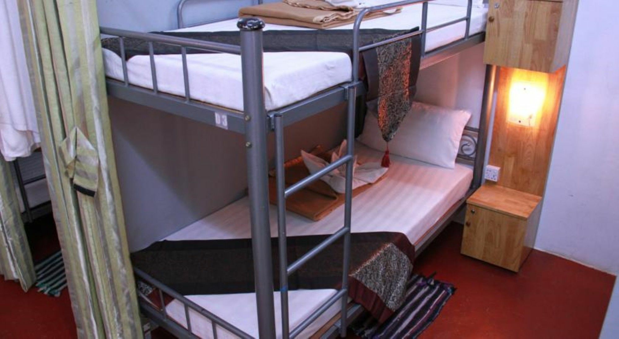 20Th Street Hostel Янгон Экстерьер фото
